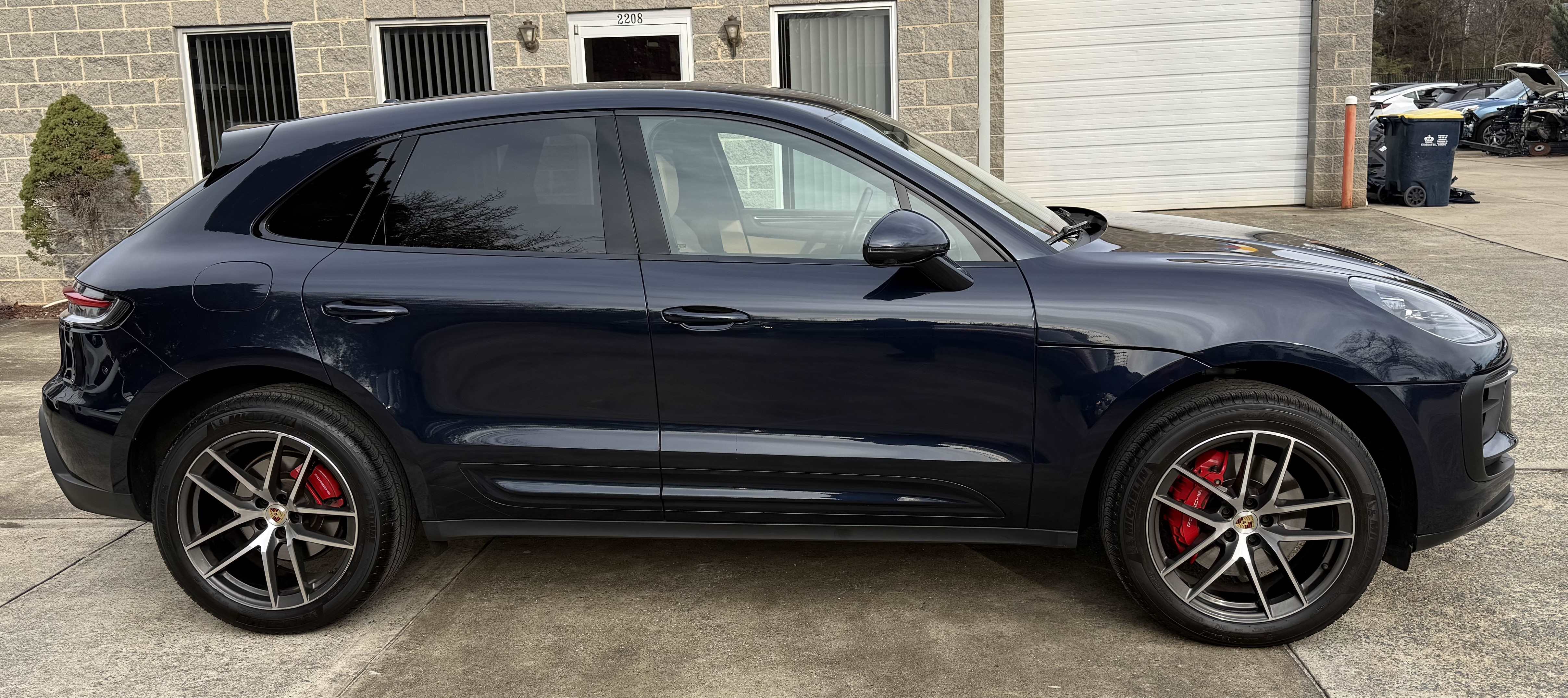 2023 Porsche Macan S - Photo 4