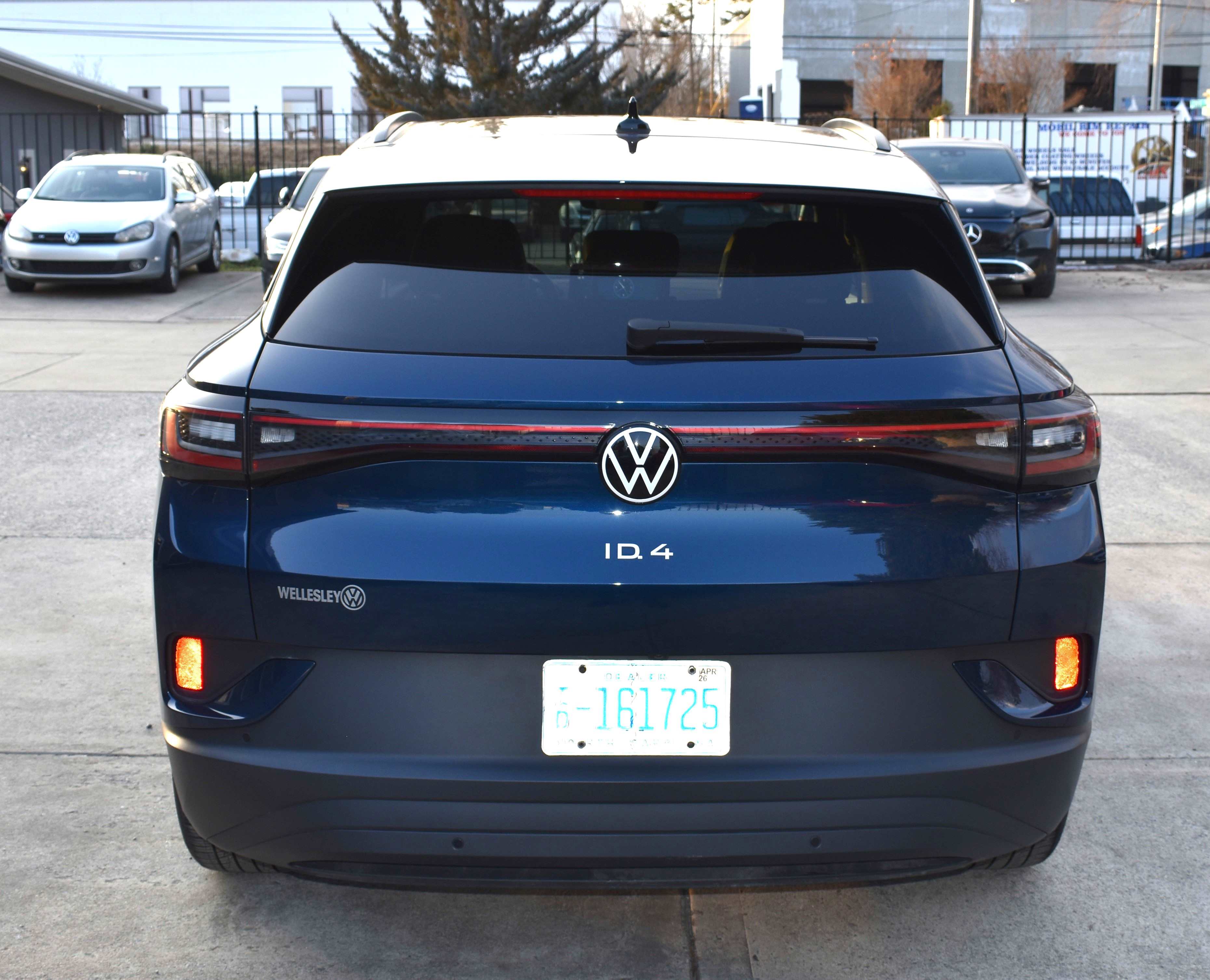 2023 Volkswagen ID.4 PRO - Photo 6