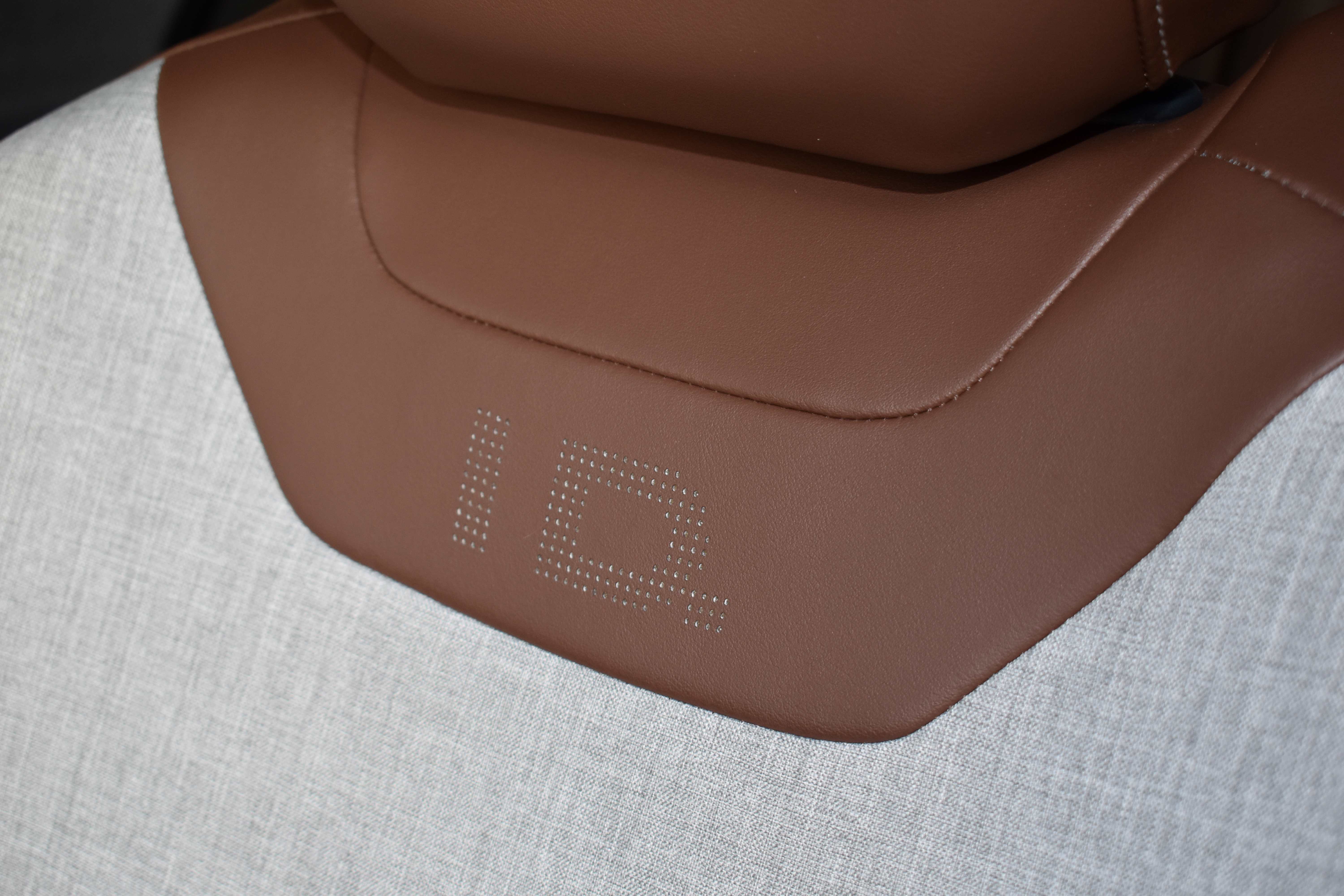 2023 Volkswagen ID.4 PRO - Photo 20