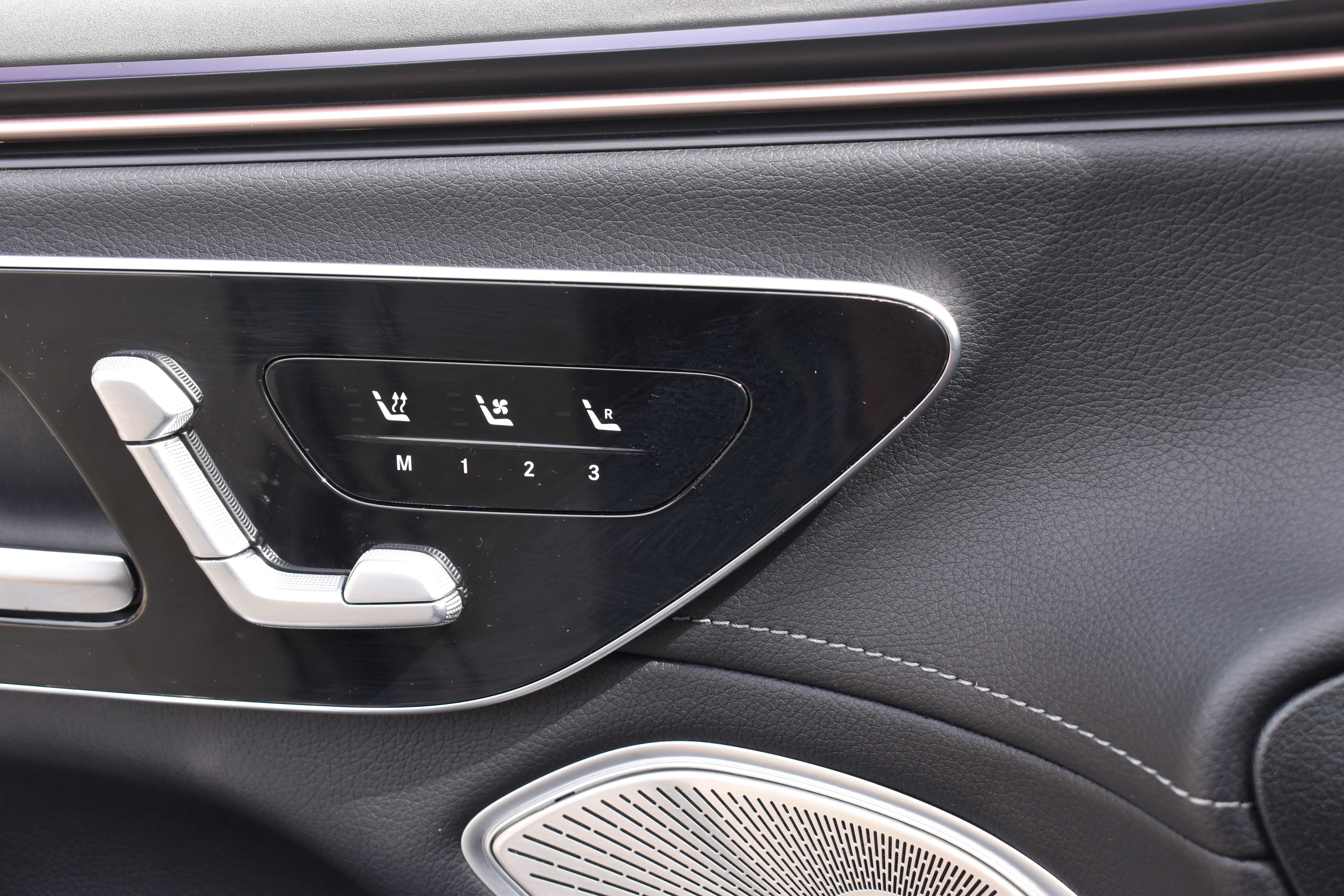 2023 Mercedes-Benz EQS SUV Base - Photo 21